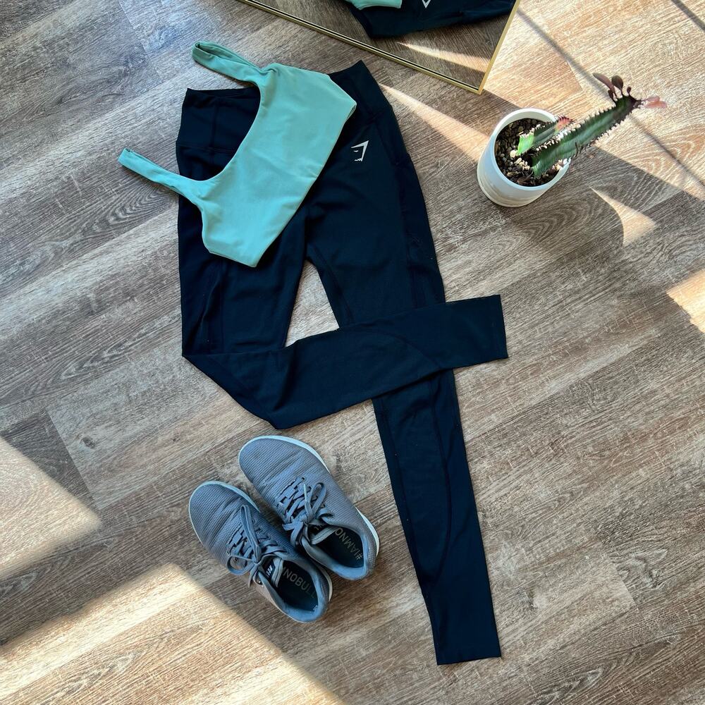 Womens Gymshark Dry Moisture Management Leggings